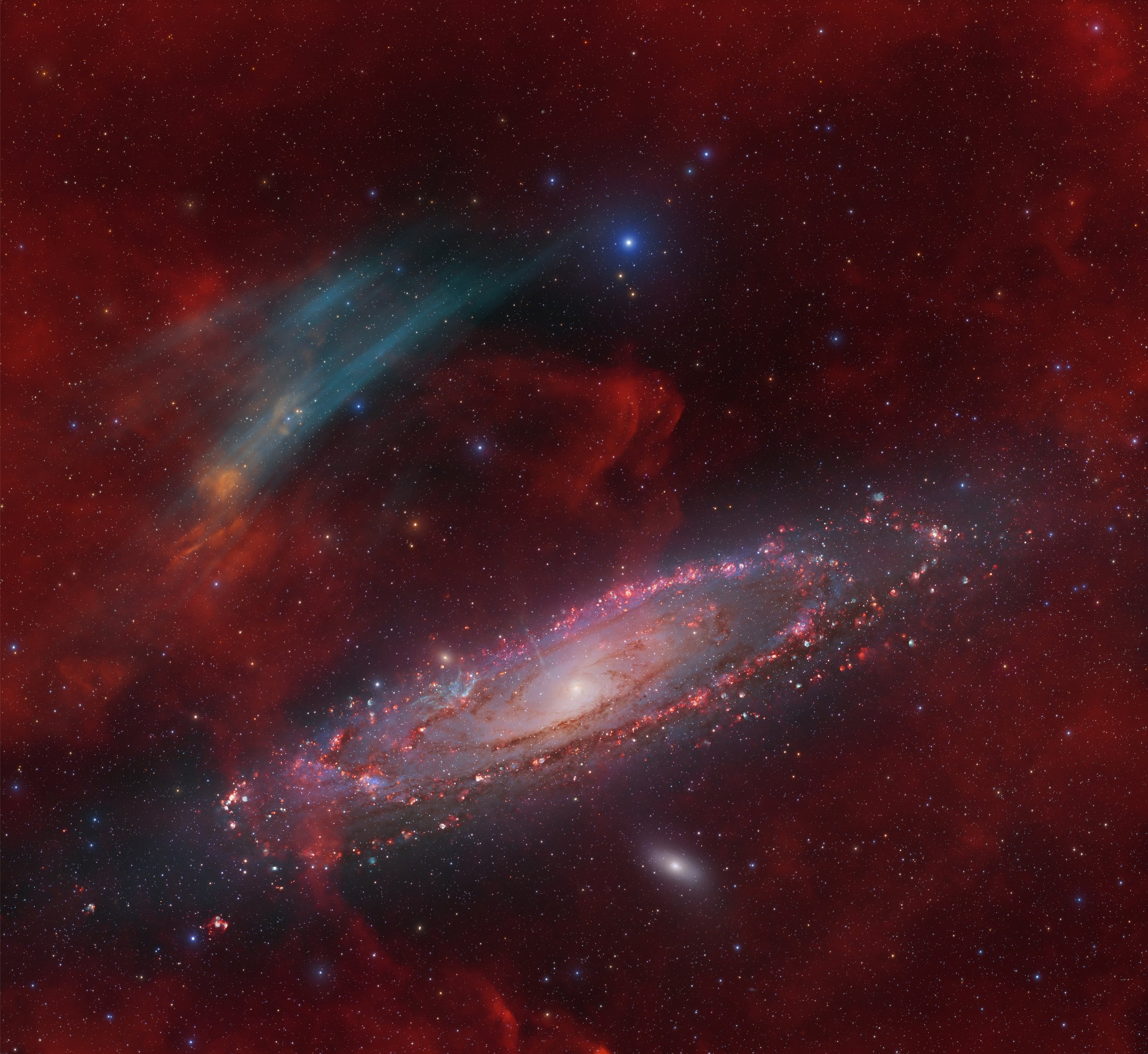 New discovery! An arc-shaped structure adjacent to the Andromeda Galaxy