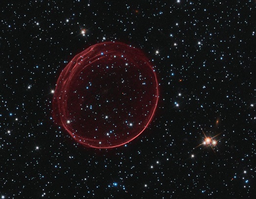 超新星残骸例子：剑鱼座的SNR 0509-67.5<br>图片鸣谢：NASA, ESA, and the Hubble Heritage Team (STScI/AURA)