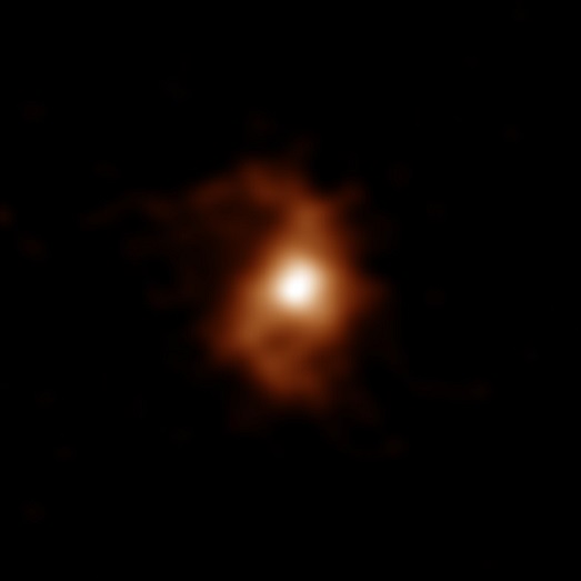 阿塔卡玛大型毫米及次毫米波阵列 (ALMA) 望远镜探测BRI 1335-0417星系发射出的碳离子 (Carbon ions) 数据制成的图像。 (图片鸣谢：ALMA / ESO / NAOJ / NRAO / T. Tsukui & S. Iguchi)